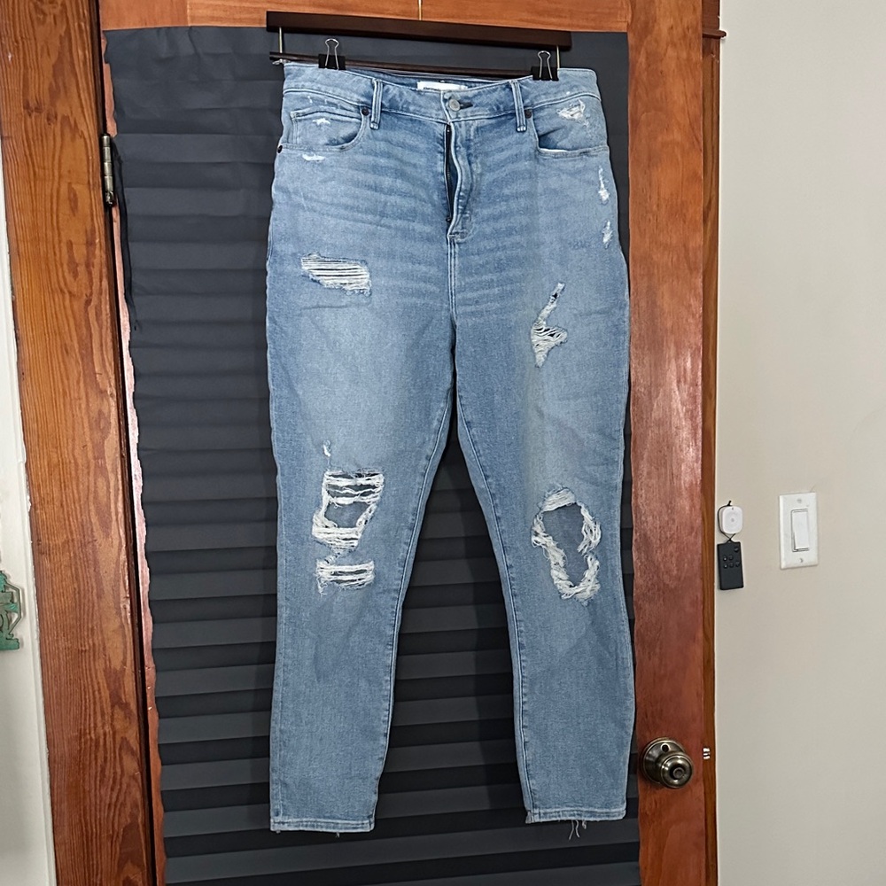 Abercrombie & Fitch High Rise Distressed Light Blue Jeans